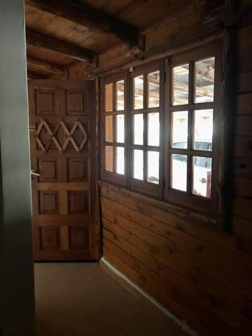 Pequena Casa De Troncos, Detras De Casa Principal No Trabajo Con Tarjeta De Credito Puerto Madryn Kültér fotó