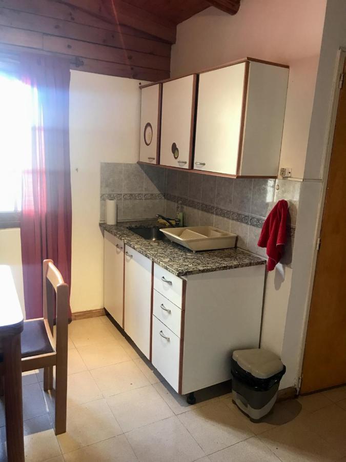 Pequena Casa De Troncos, Detras De Casa Principal No Trabajo Con Tarjeta De Credito Puerto Madryn Kültér fotó
