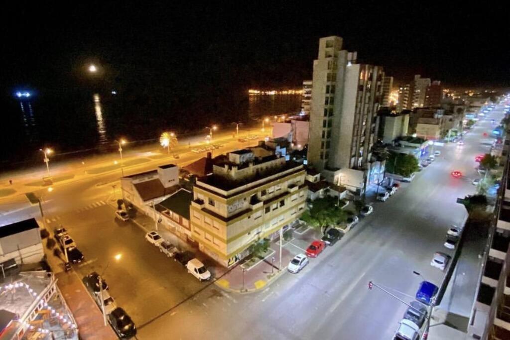 Pequena Casa De Troncos, Detras De Casa Principal No Trabajo Con Tarjeta De Credito Puerto Madryn Kültér fotó