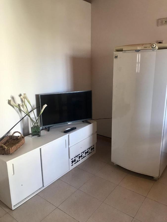 Pequena Casa De Troncos, Detras De Casa Principal No Trabajo Con Tarjeta De Credito Puerto Madryn Kültér fotó